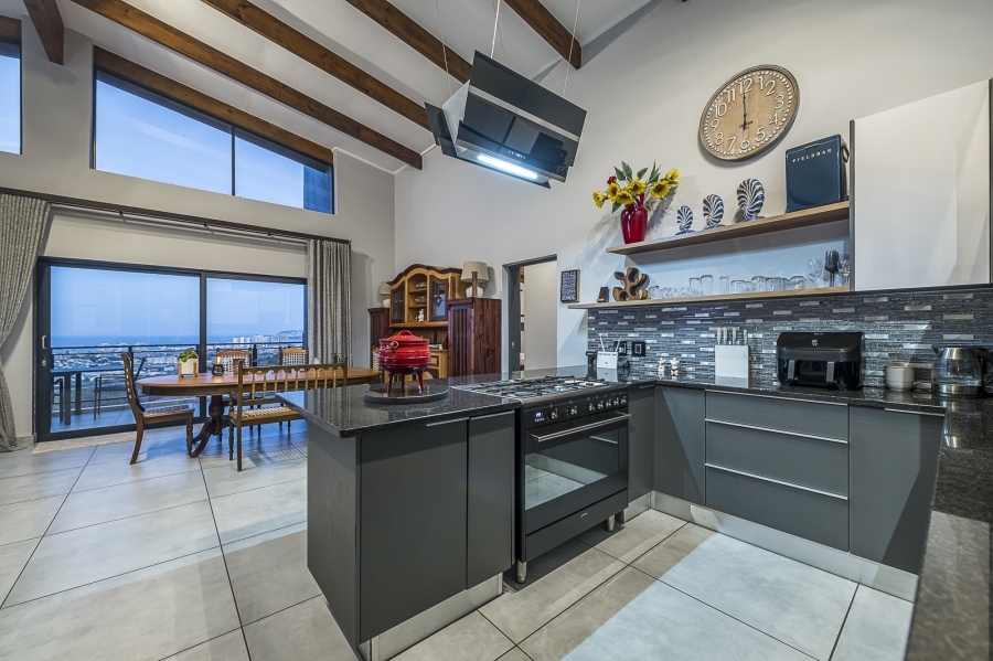 5 Bedroom Property for Sale in Island View Western Cape